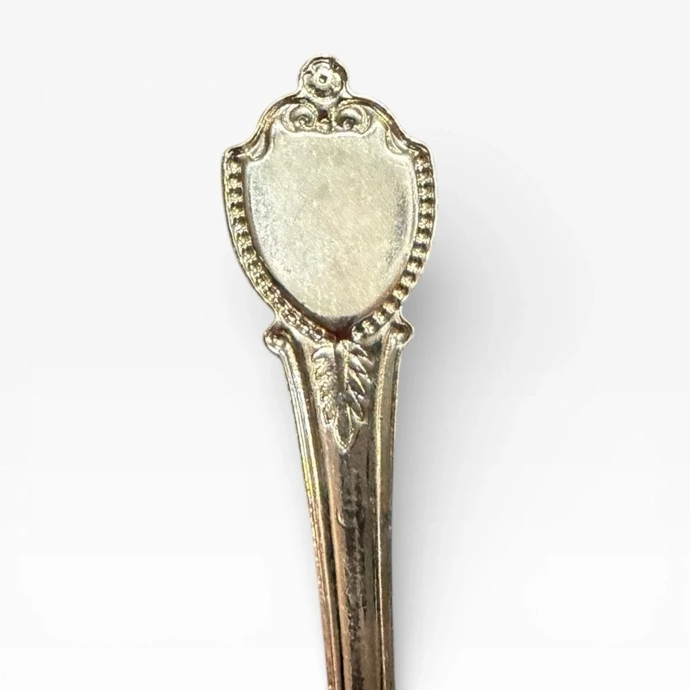 Lot of (2) Vintage Souvenir Collector‎ Spoons from Hawaii
